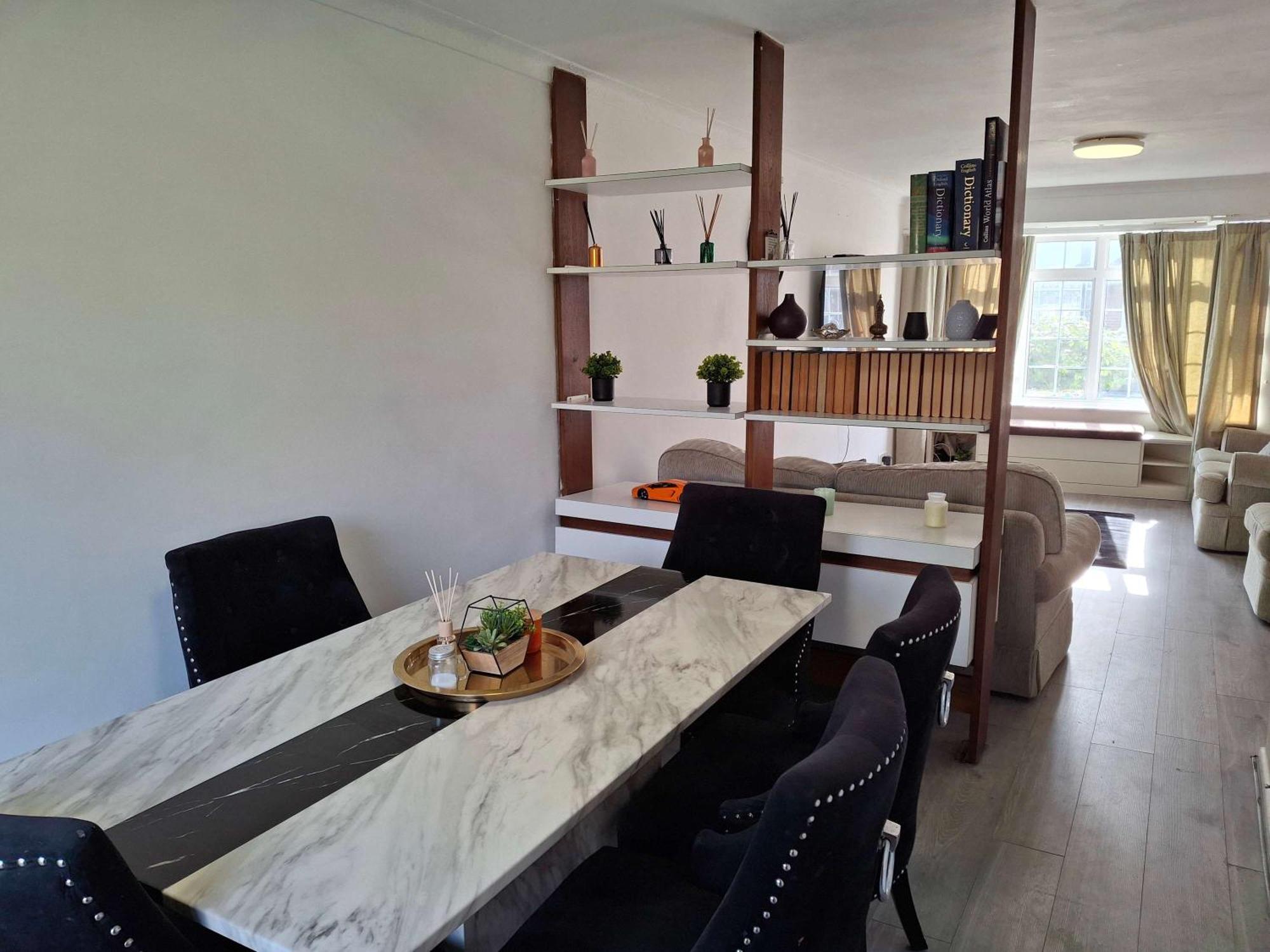 Nicely Decorated 3 Bedroom House Near Heathrow, London Staines-upon-Thames Dış mekan fotoğraf